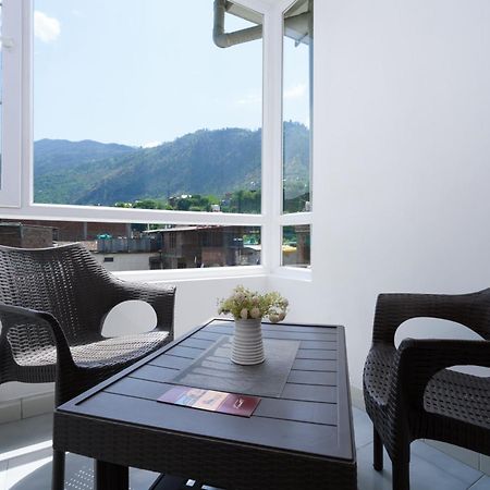 Hotel Kullu Valley Exterior photo